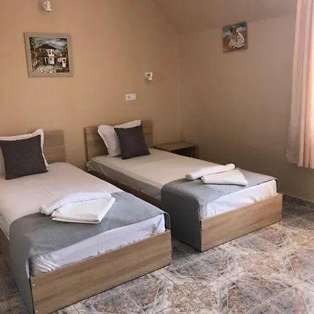 Art Rozalia Guest house Ravda