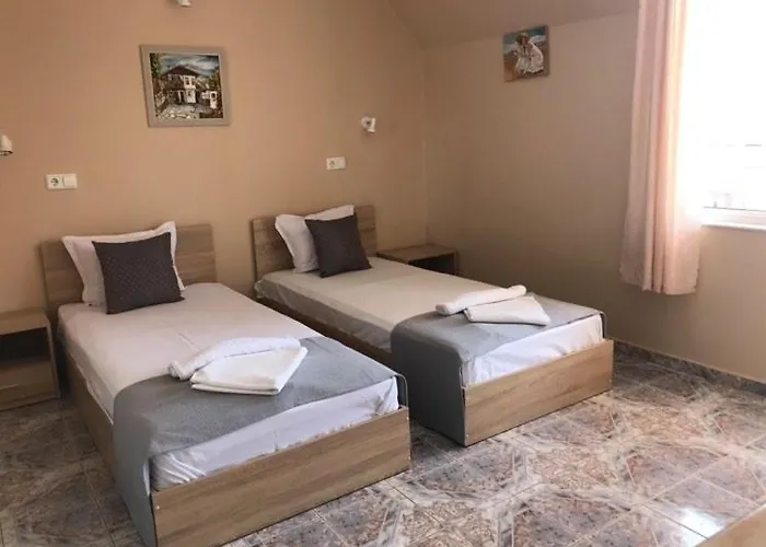 Art Rozalia Penzion Ravda