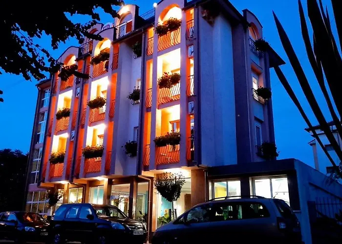 Art Rozalia Penzion Ravda